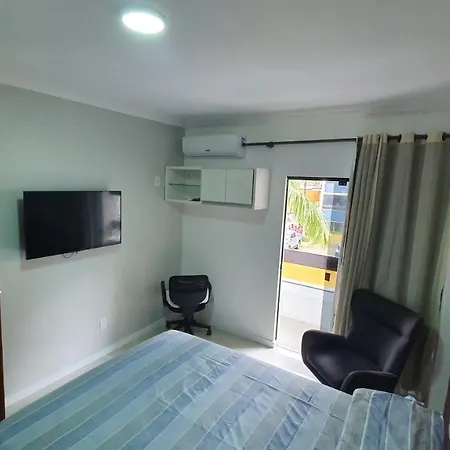 Flat Jardim De Alah - Frente Praia Salvador Exterior photo